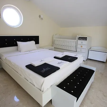 Lighthouse Alex Villas فتحية